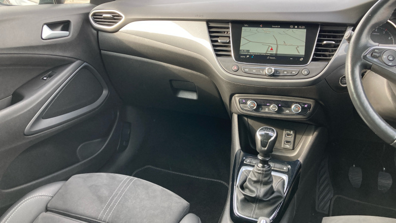 Vauxhall Crossland 1.2 Turbo Ultimate 5dr Petrol Hatchback